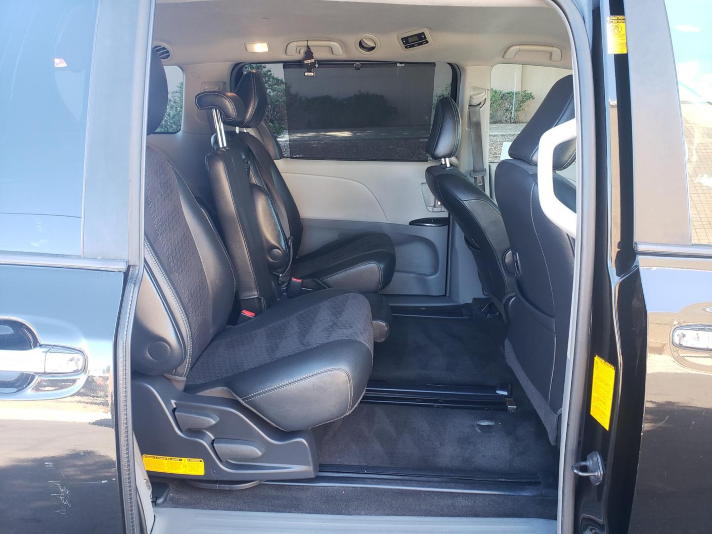 2013 /gray and black Toyota Sienna SE (5TDXK3DC9DS) with an 3.5L V6 DOHC 24V engine, 5-Speed Automatic transmission, located at 323 E Dunlap Ave., Phoenix, AZ, 85020, (602) 331-9000, 33.567677, -112.069000 - 2013 Toyota Sienna SE,....EXCELLENT condition,..... A Real Must See!!.... No accidents, Clean inside and out, Power everything, Ice cold ac, Third row seating, Rear ac second and third seats, Clean Gray and black interior with black cloth seats in near perfect condition and the van is gorgeous. Ster - Photo#16